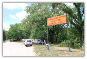 lake-shelbyville-illinois-private-campgrounds-rv-tent-camping-kaskaskia-river-camp